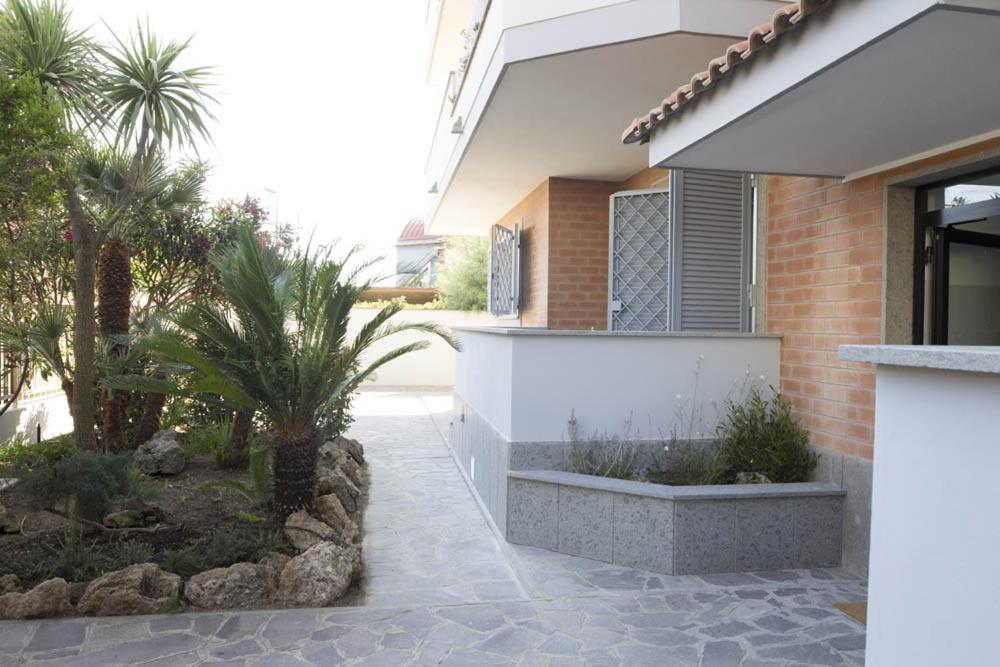 Rosa'S House Rome Airport Apartment Fiumicino Exterior foto